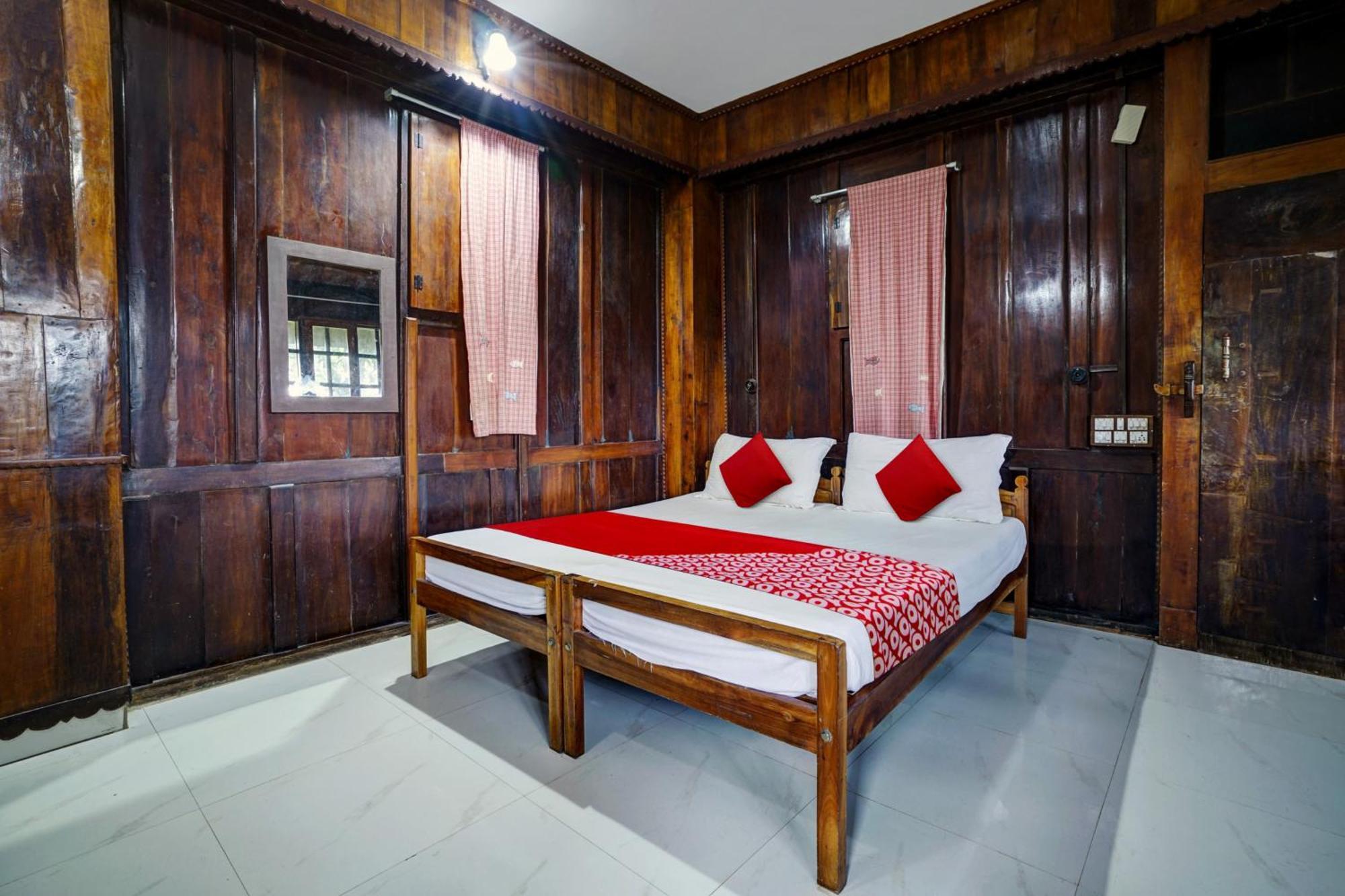 Oyo Flagship Meadow View Inn Thekkady Dış mekan fotoğraf