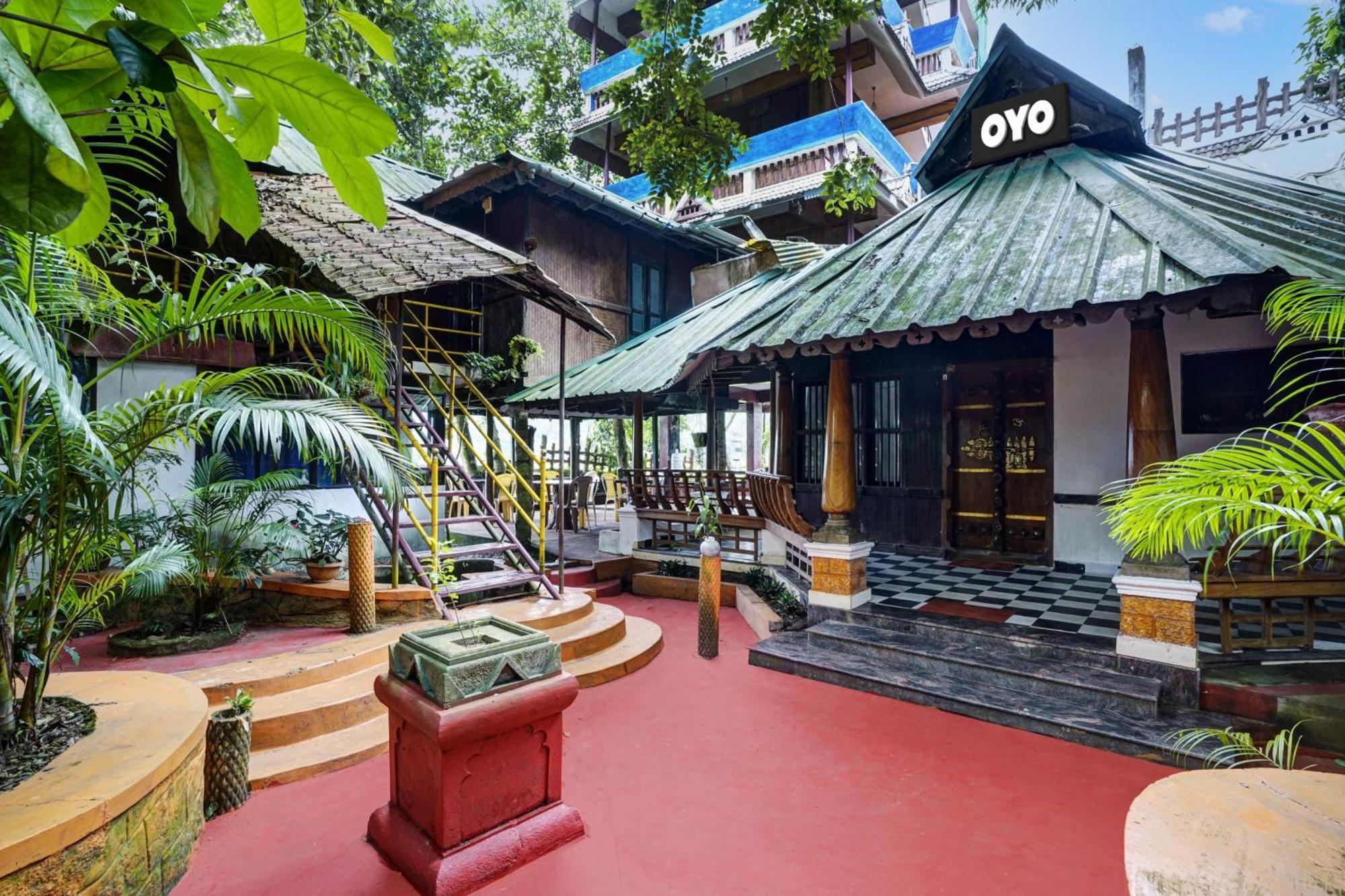 Oyo Flagship Meadow View Inn Thekkady Dış mekan fotoğraf